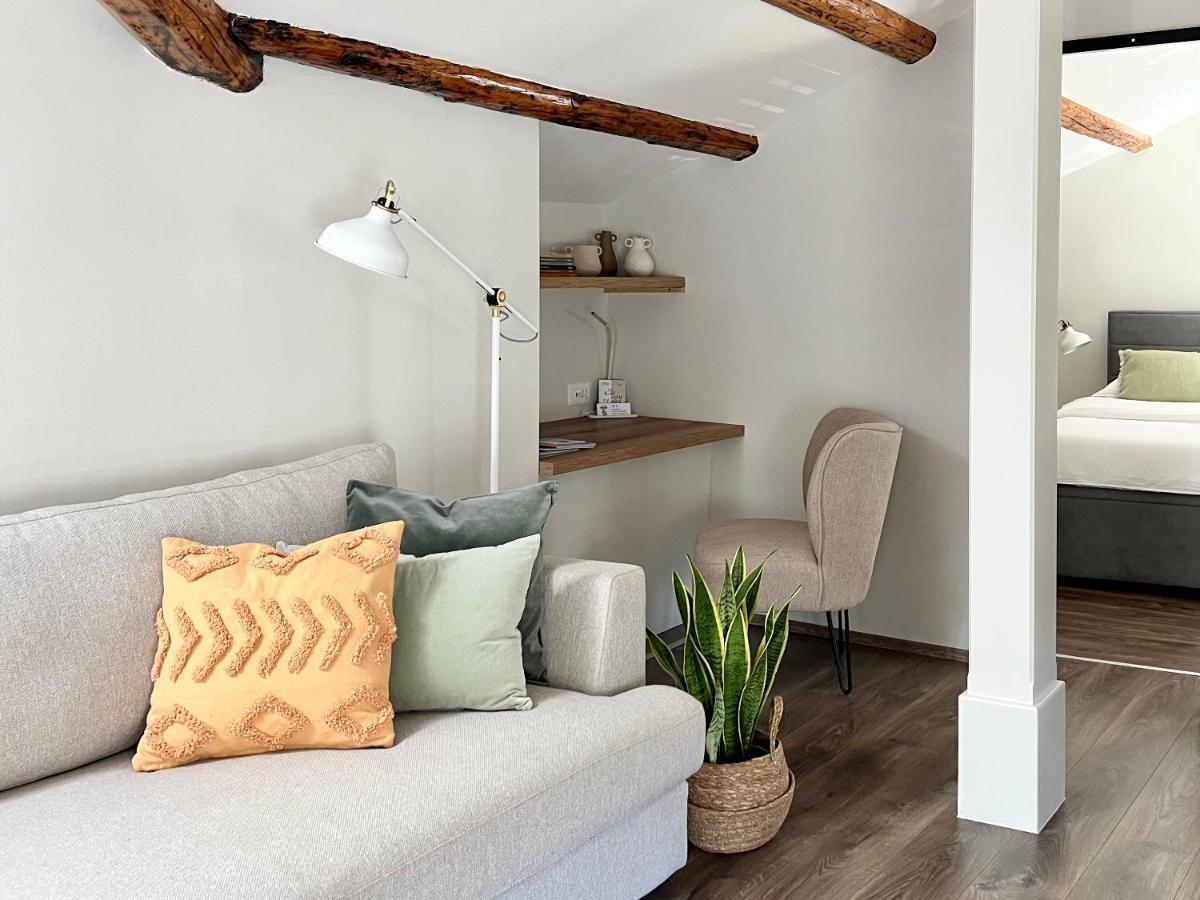 Parentium Loft Center Square Apartment โปเรช ภายนอก รูปภาพ